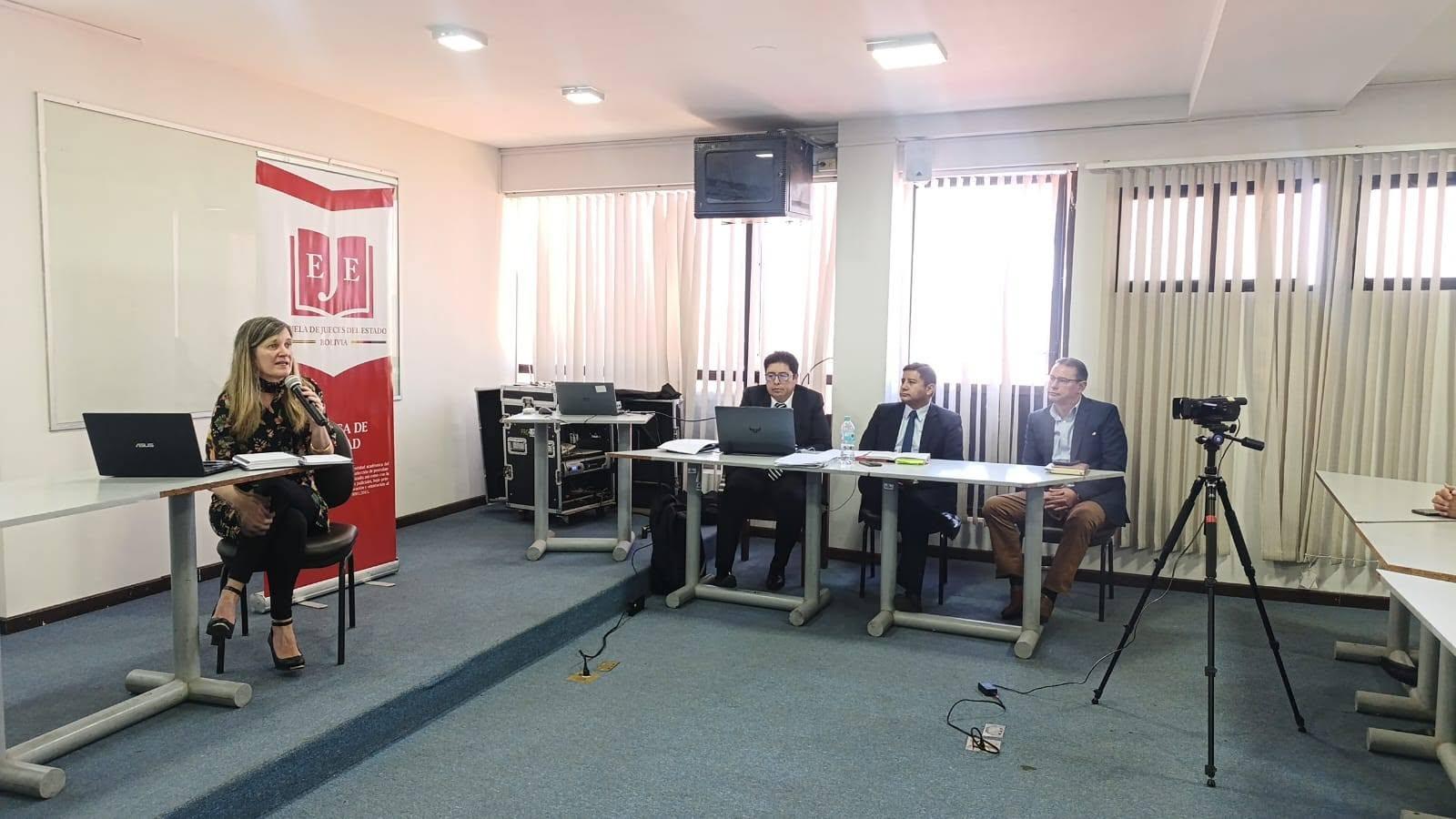 EJE FORTALECE CAPACIDADES JUDICIALES FRENTE AL CRIMEN ORGANIZADO CON CIERRE PRESENCIAL DE CURSO ESPECIALIZADO EN COCHABAMBA Y POTOSÍ