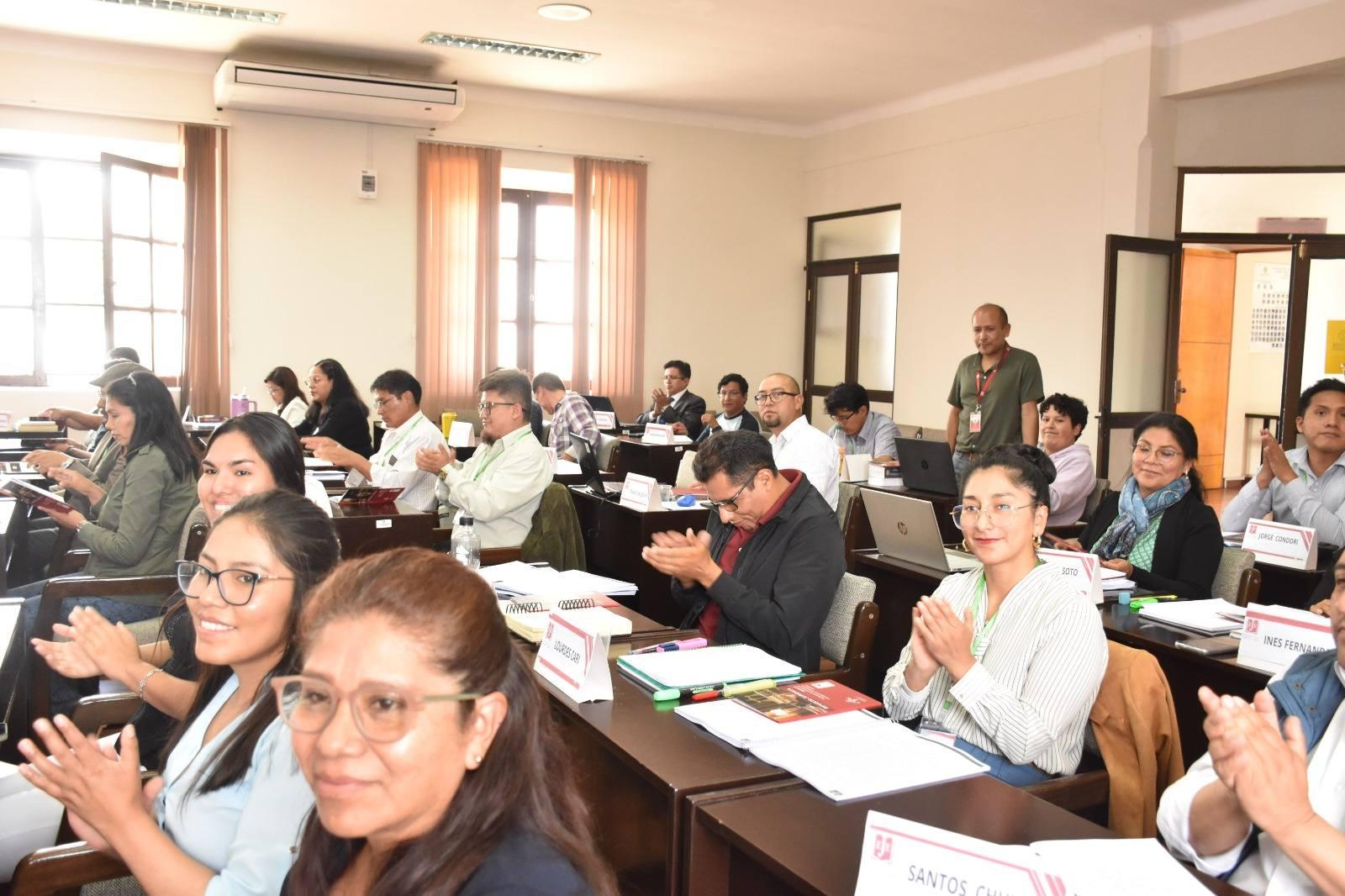 REVISTA JURÍDICA N.° 6 INCENTIVA LA INVESTIGACIÓN EN ESTUDIANTES DE LA ESCUELA DE JUECES DEL ESTADO