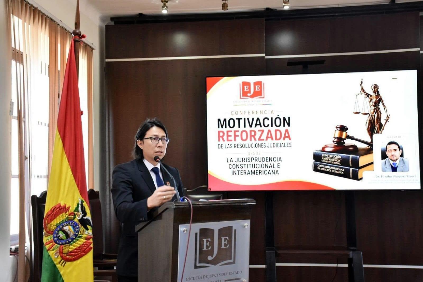 𝐄𝐉𝐄 𝐘 𝐓𝐃𝐉 𝐂𝐇𝐔𝐐𝐔𝐈𝐒𝐀𝐂𝐀 𝐅𝐎𝐑𝐓𝐀𝐋𝐄𝐂𝐄𝐍 𝐋𝐀 𝐅𝐎𝐑𝐌𝐀𝐂𝐈Ó𝐍 𝐉𝐔𝐃𝐈𝐂𝐈𝐀𝐋 𝐂𝐎𝐍 𝐂𝐎𝐍𝐅𝐄𝐑𝐄𝐍𝐂𝐈𝐀 𝐒𝐎𝐁𝐑𝐄 𝐌𝐎𝐓𝐈𝐕𝐀𝐂𝐈Ó𝐍 𝐑𝐄𝐅𝐎𝐑𝐙𝐀𝐃𝐀