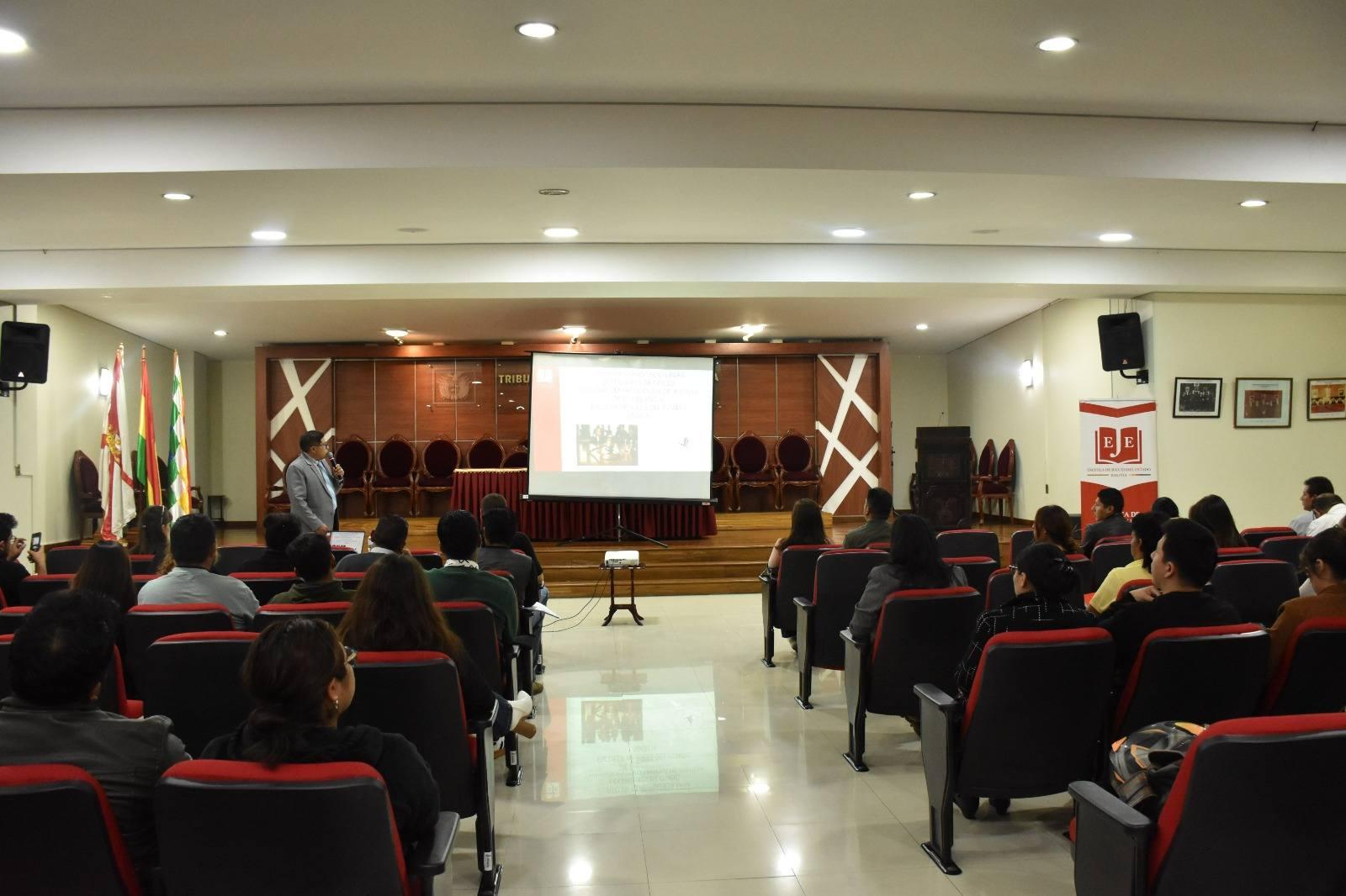 EJE DESARROLLA SEGUNDA JORNADA DEL SEMINARIO DE LITIGACIÓN INTEGRAL PARA DEFENSORES DE OFICIO