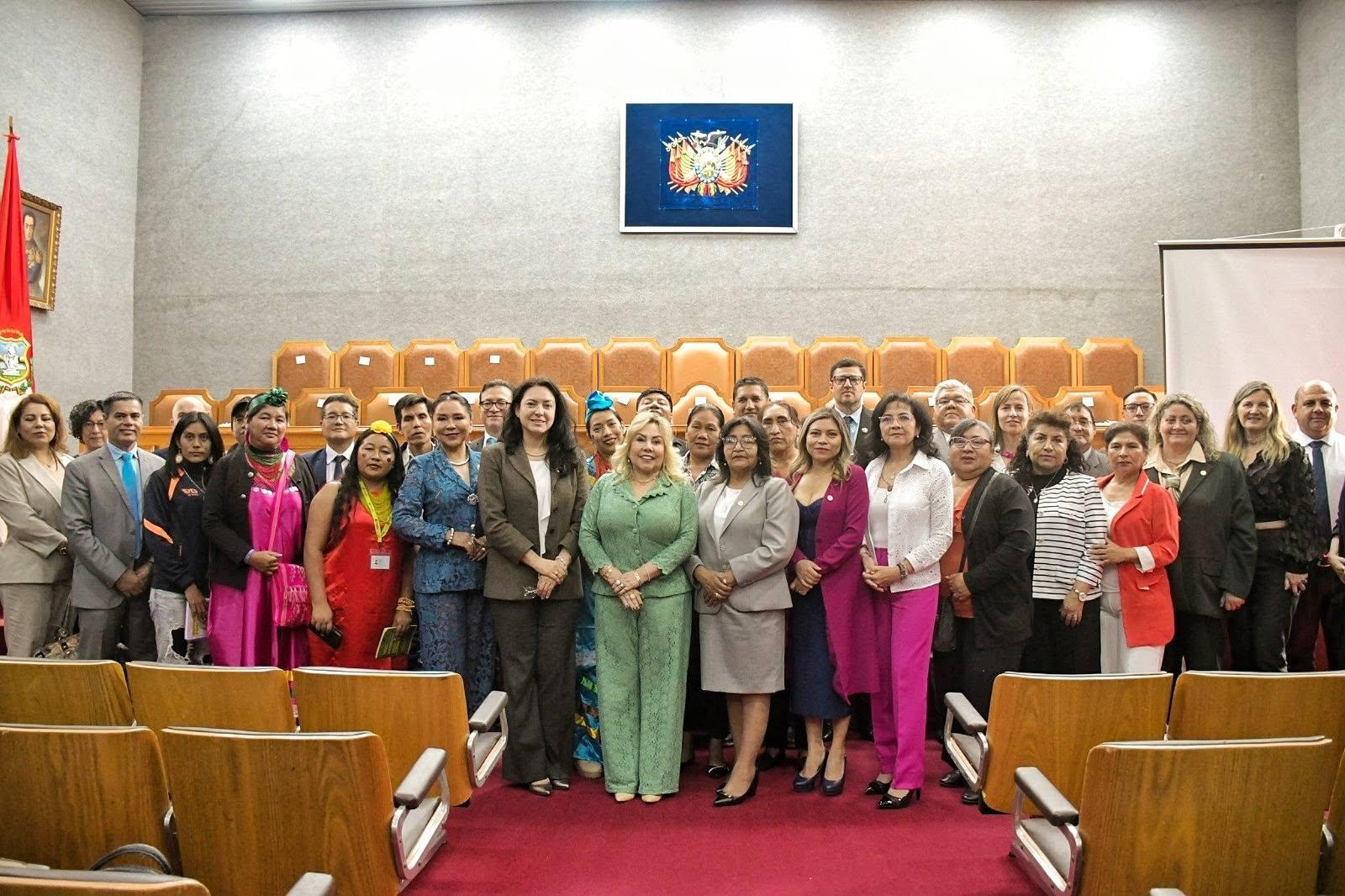 TARIJA ACOGE TALLER SOBRE DESLINDE JURISDICCIONAL Y DELITOS SEXUALES EN COMUNIDADES INDÍGENA ORIGINARIA CAMPESINA